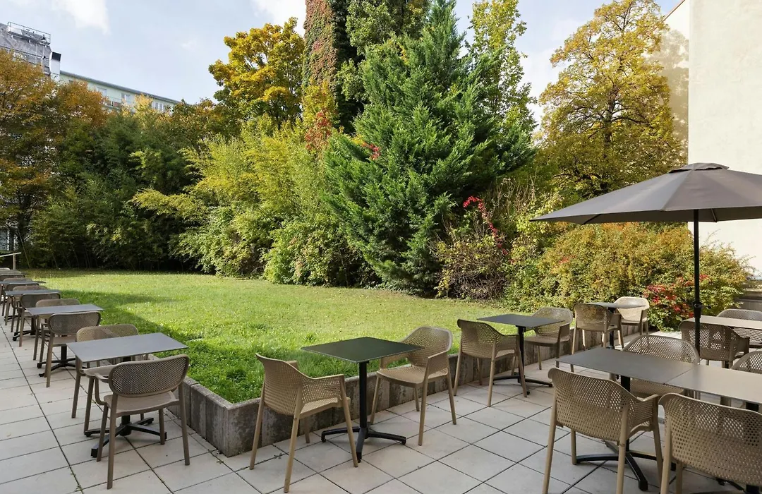 Four Points Flex By Sheraton Vienna Hauptbahnhof-1