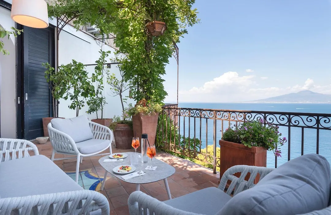 Hotel La Tonnarella-1