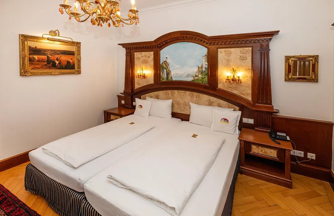 Schloss Hotel Wasserburg-1