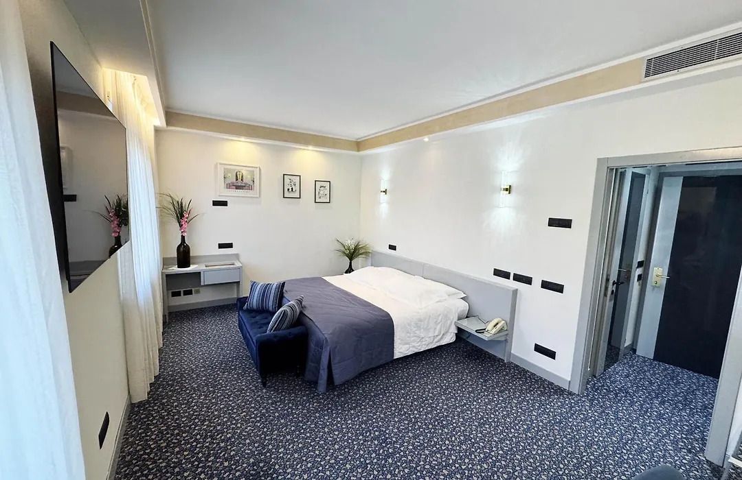 Hotel Michelangelo-1