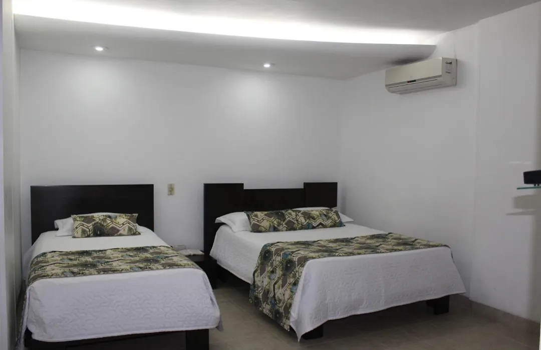 Hotel Mediterraneo-1