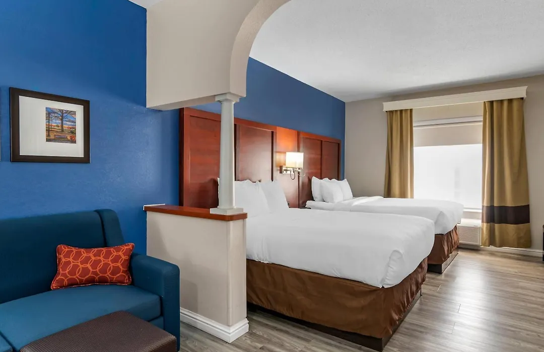 Comfort Suites St Charles-St Louis-1