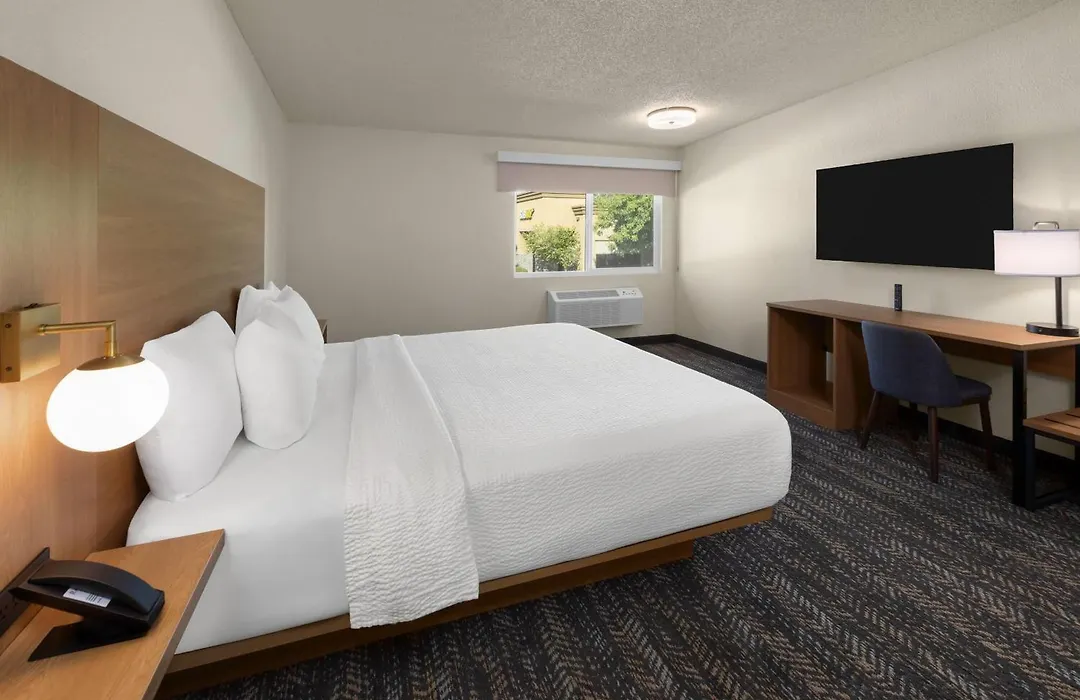 Ramada By Wyndham Merced-1