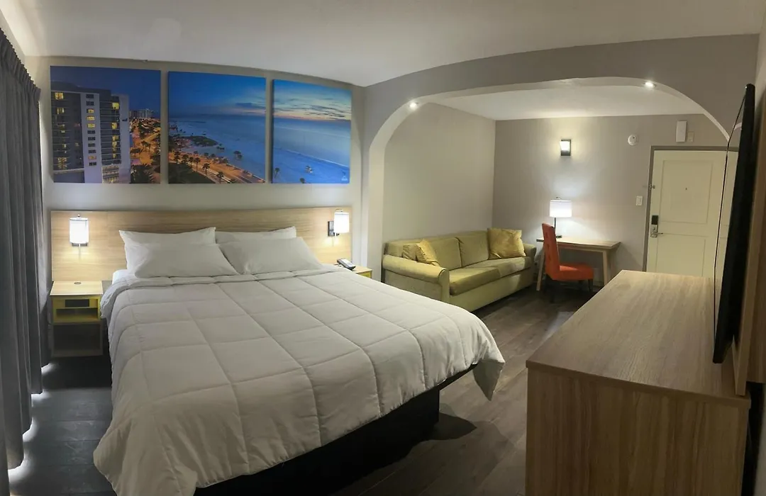 Days Inn & Suites By Wyndham Tampa Fairground-Casino-Ybor-1