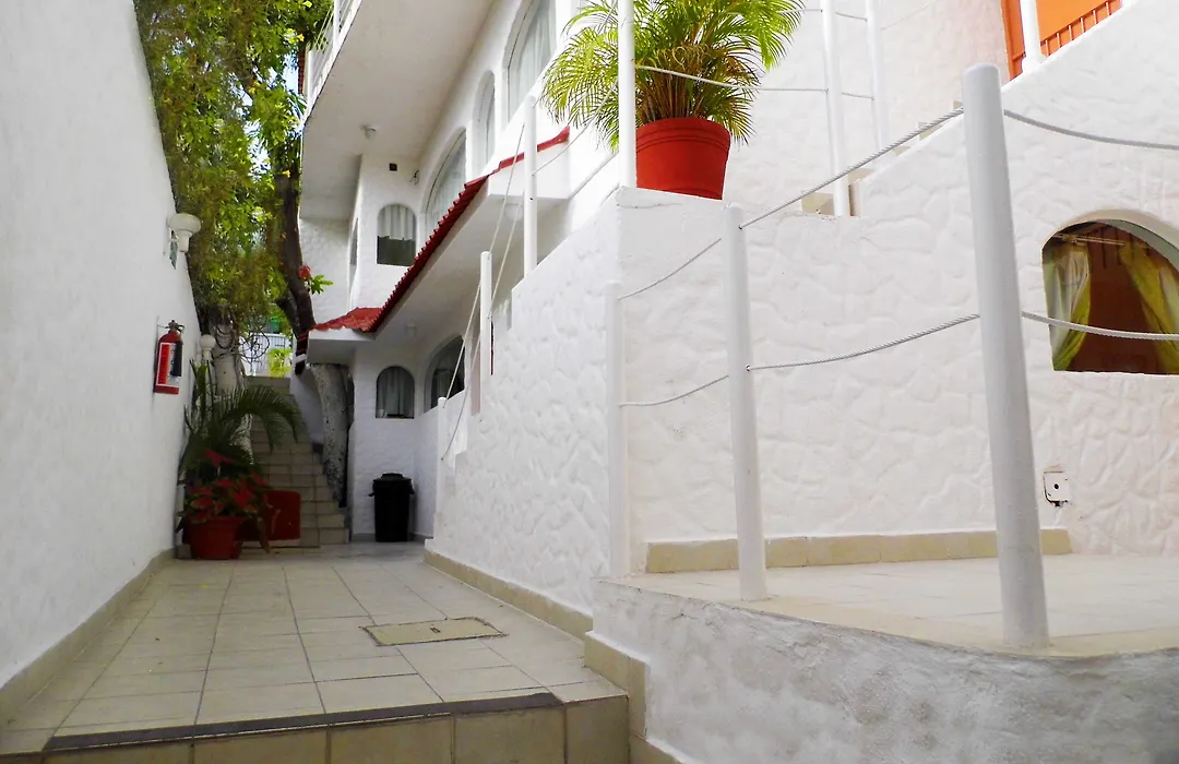 D'Cesar Hotel Acapulco-1