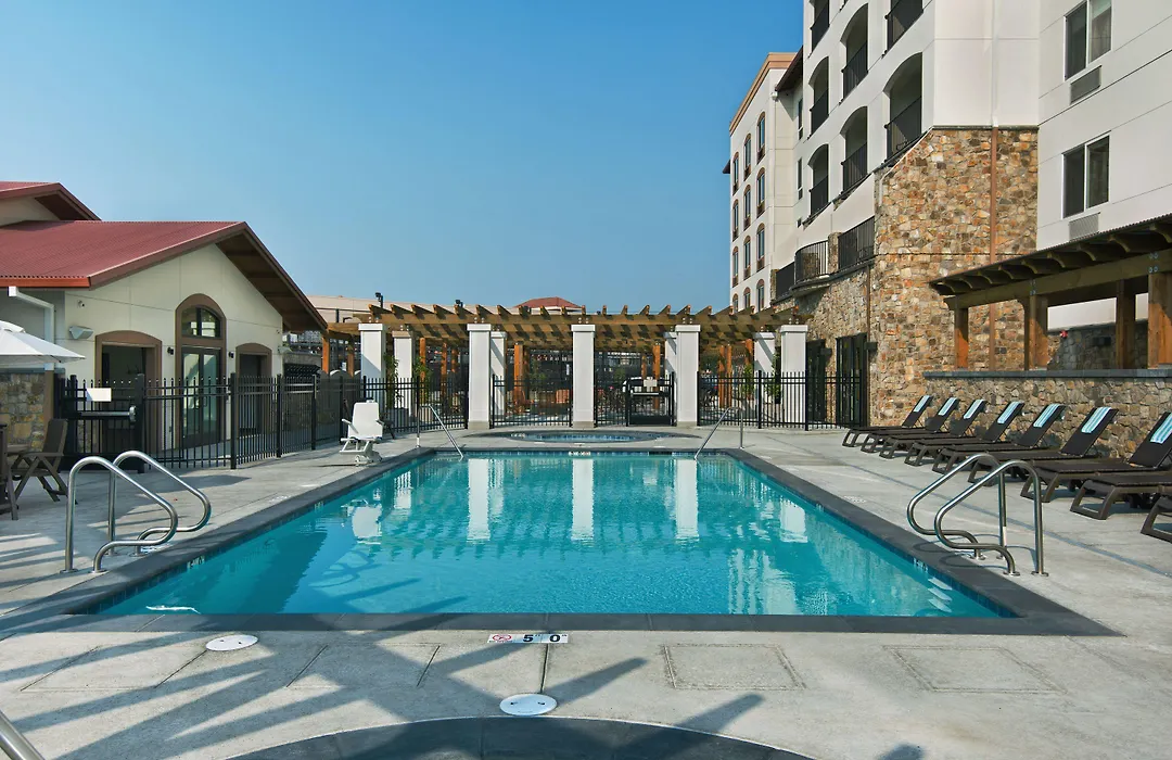 Oxford Suites Sonoma - Rohnert Park-1