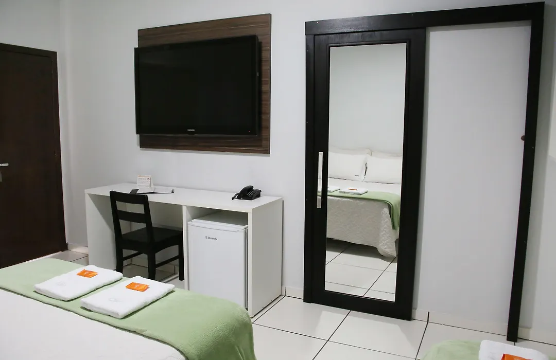 Hotel Dutra-1
