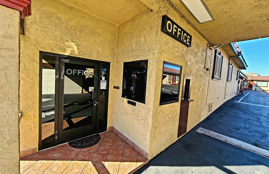 Geneva Motel-1
