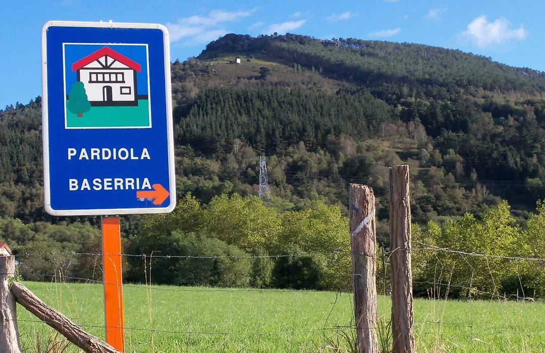 Pardiola Baserria-1