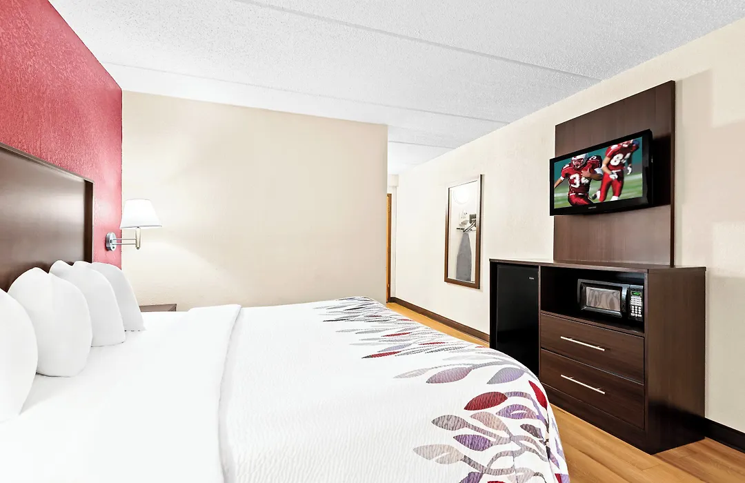 Red Roof Inn Cortland-1
