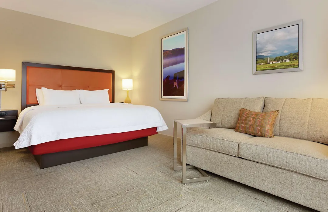 Hampton Inn, St. Albans Vt-1