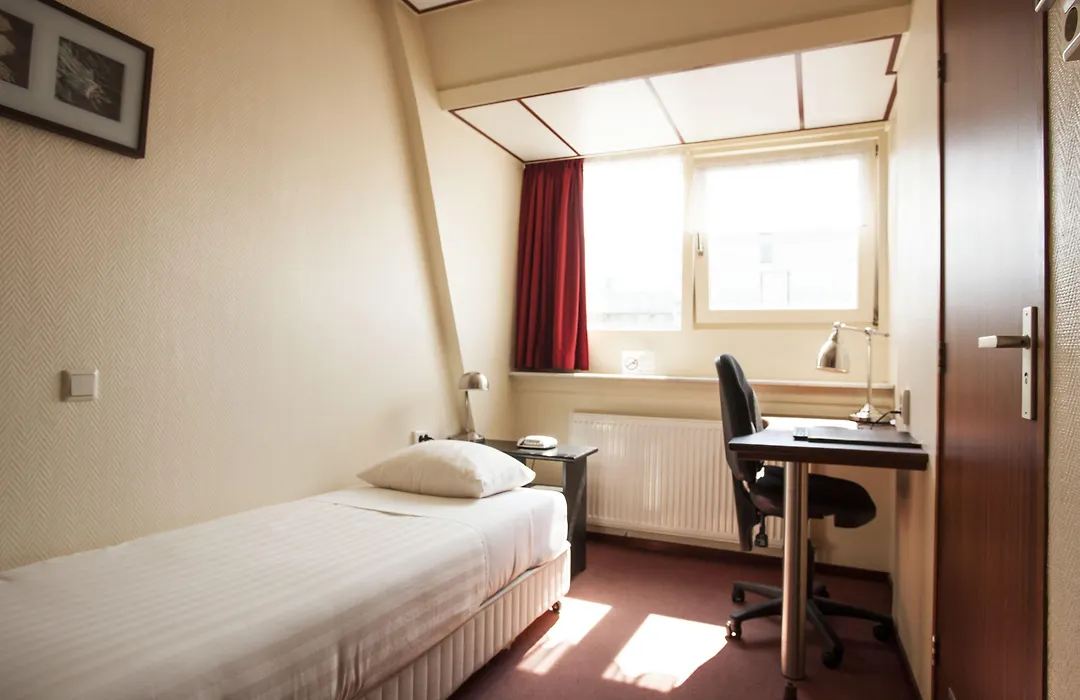 Strandhotel Scheveningen-1