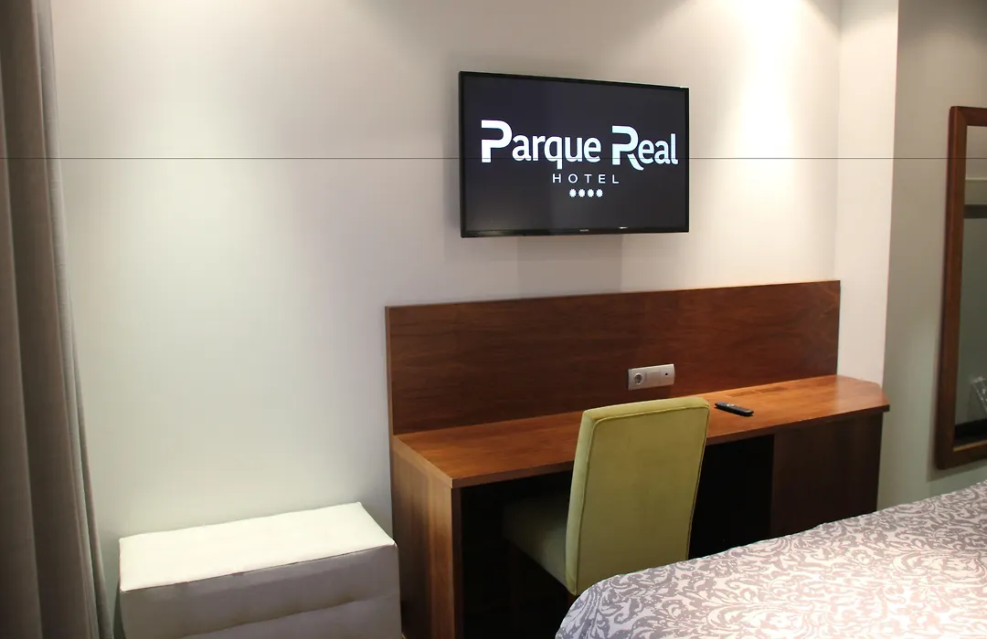 Hotel Parque Real-1