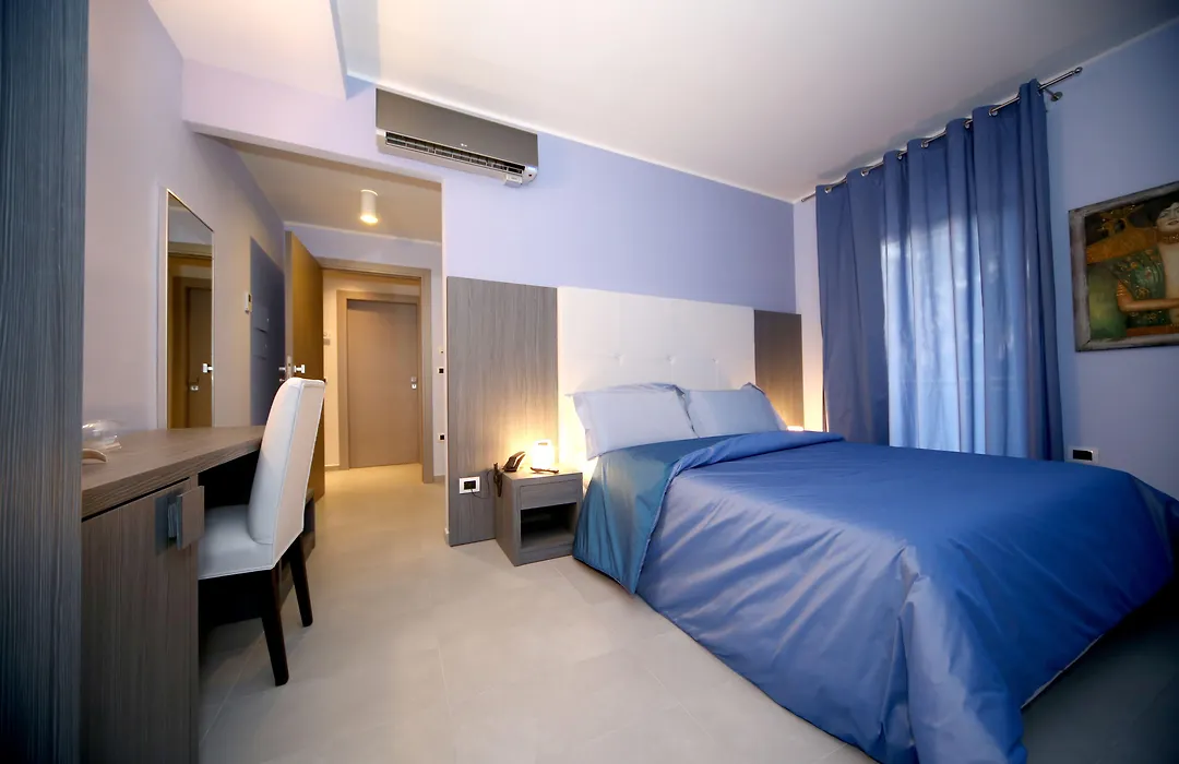 Victoria Hotel-1