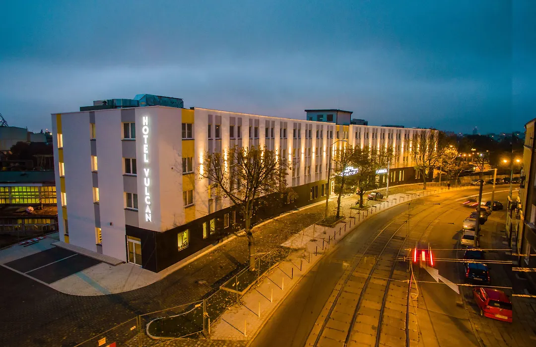 Vulcan Hotel-1