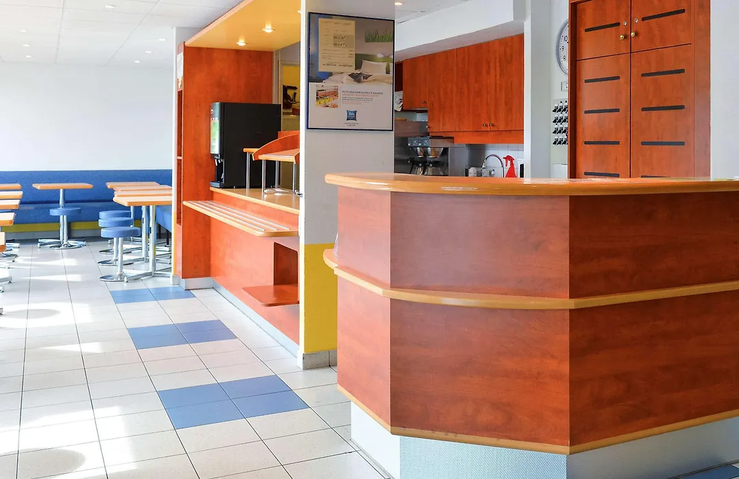 Ibis budget Orléans Sud Comet-1
