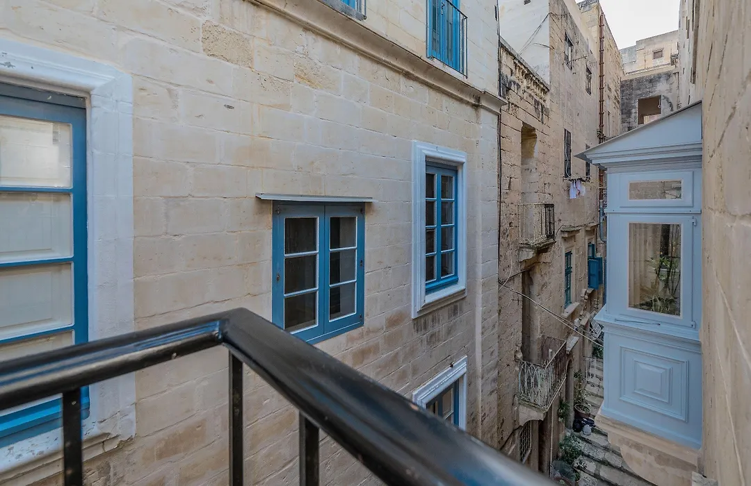 Valletta Ajkla Mansion-1