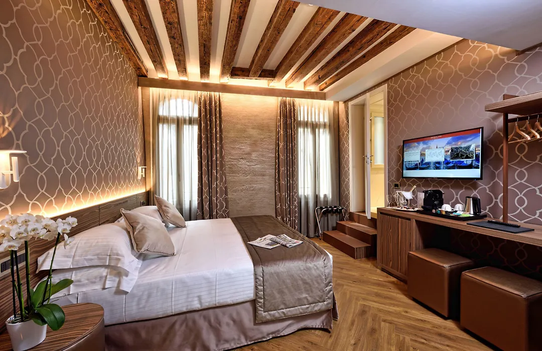 Rosa Salva Hotel-1
