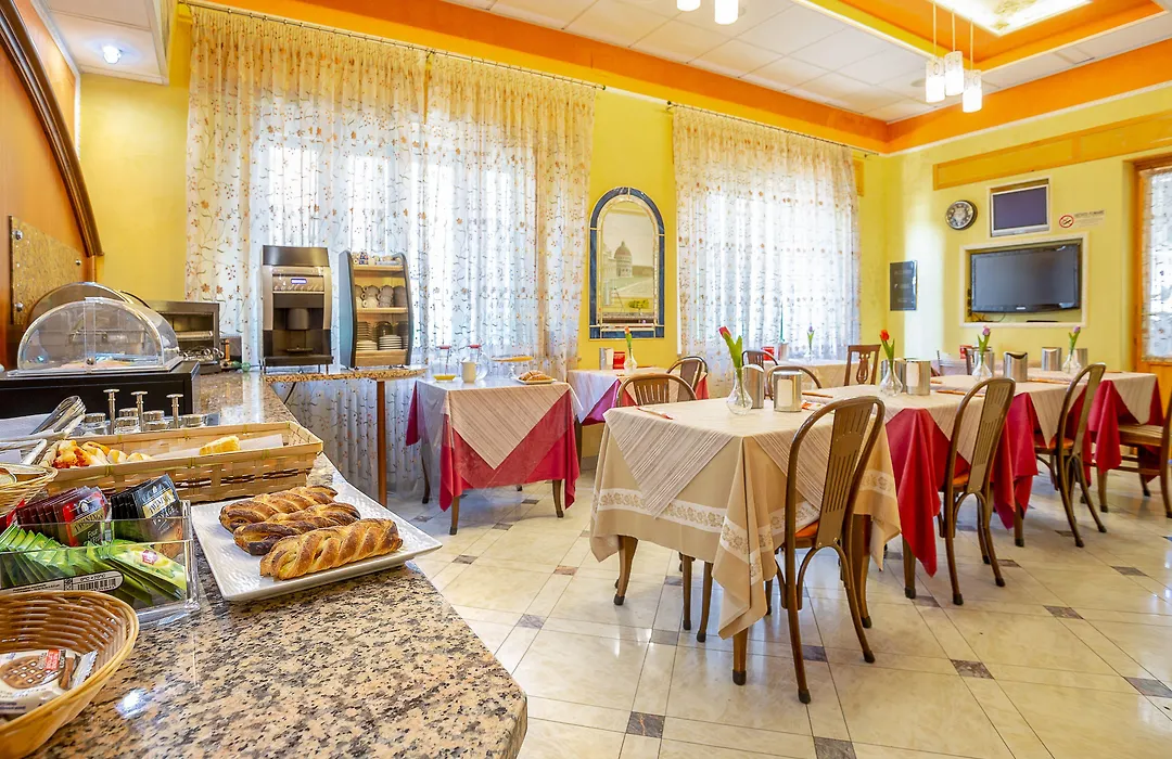 Hotel Maria-1