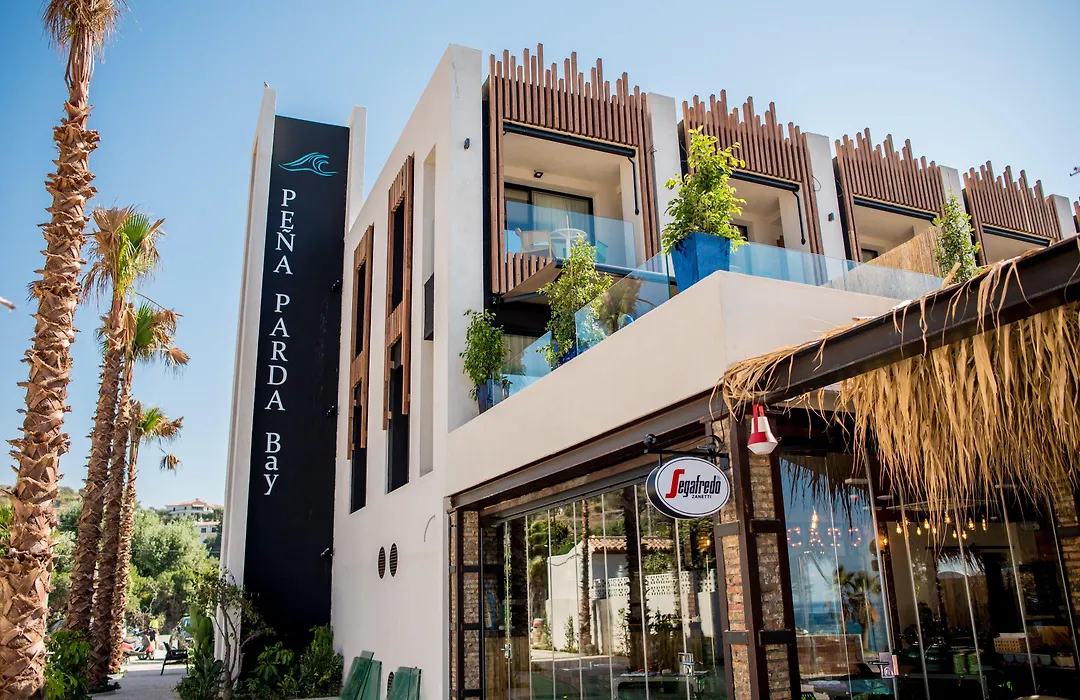 H Boutique Peña Parda-1