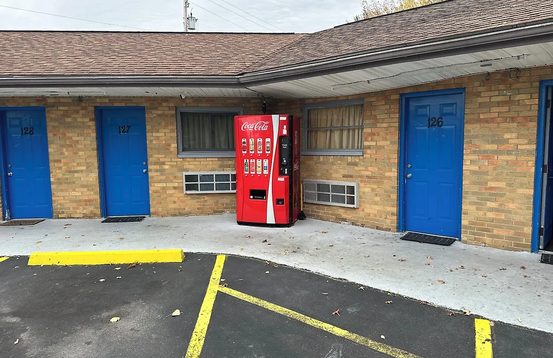 Westgate Manor Motel Austintown & Youngstown Ohio-1