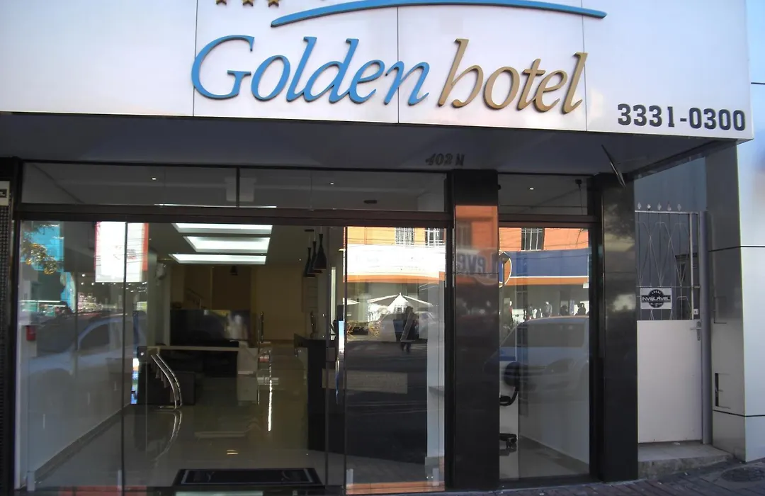 Golden Hotel - O Mais Central - Pet Friendly-1