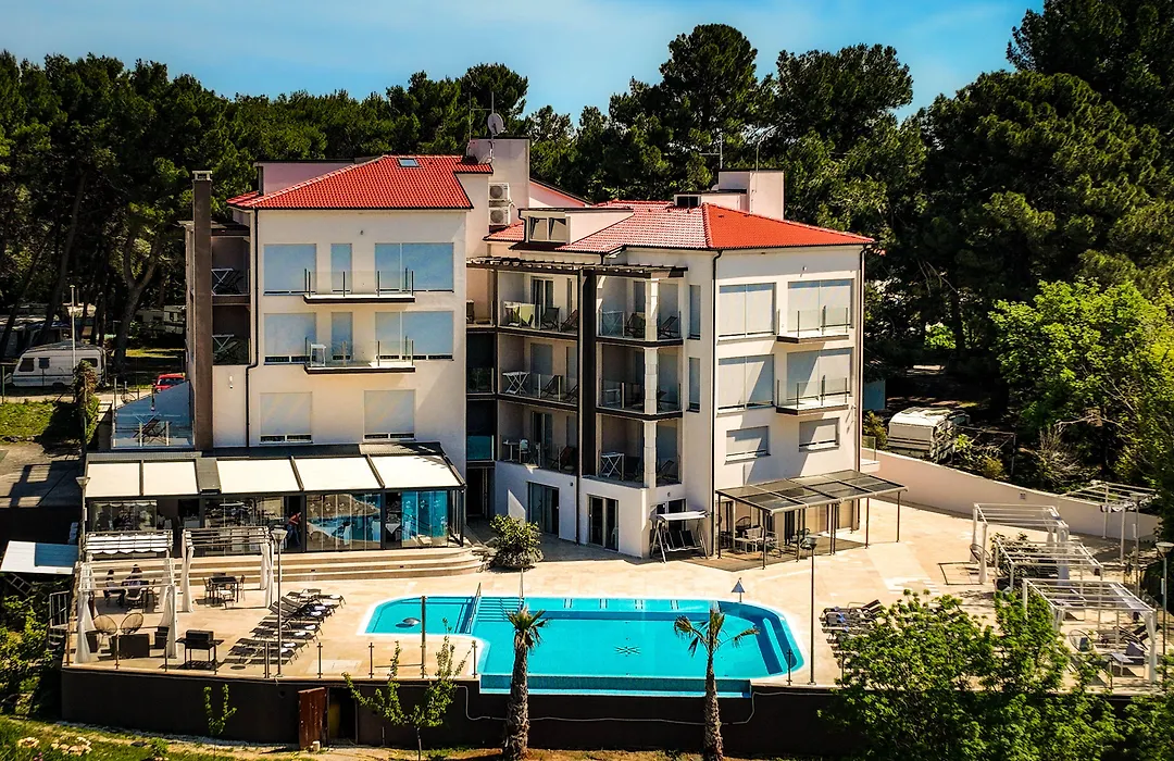 Premantura Resort - Hotel & Restaurant-1