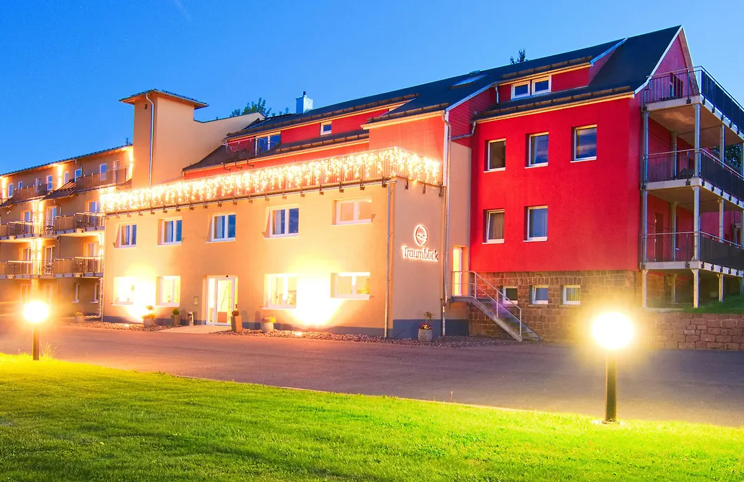 Hotel&Pension Traumblick-1