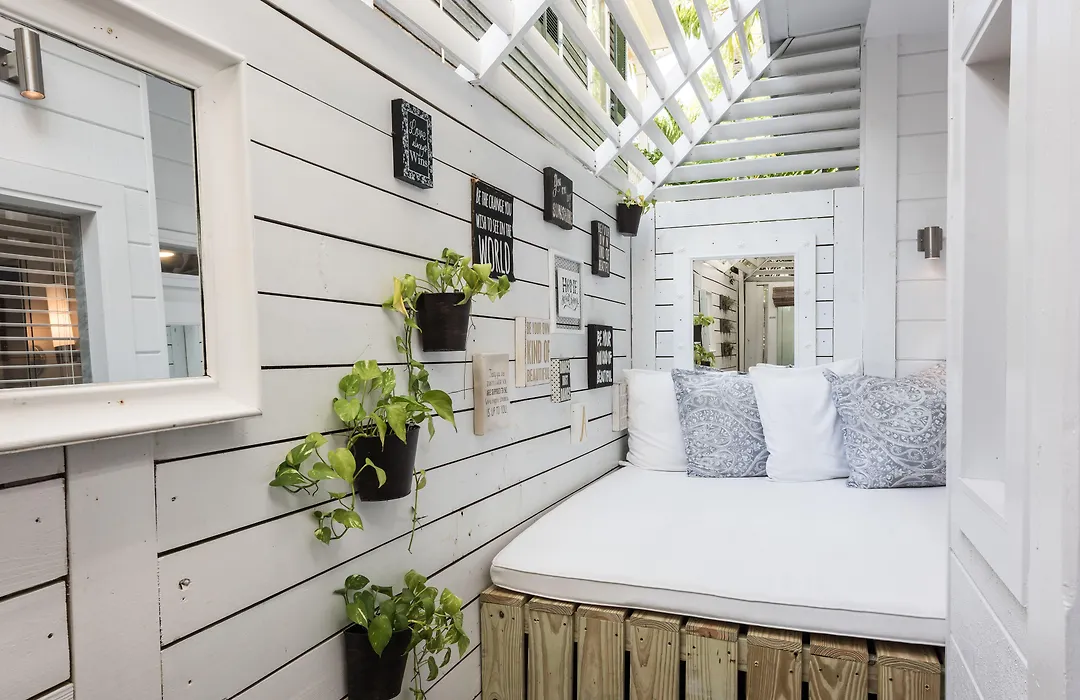 Alexander'S Guesthouse-Adult Exclusive, Lgbtq Friendly-1