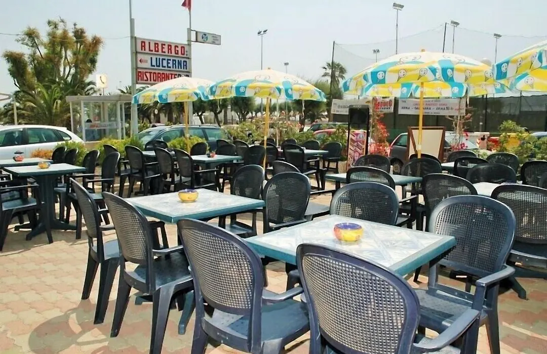 Hotel Lucerna-1