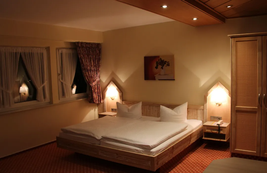 Central-Hotel-1