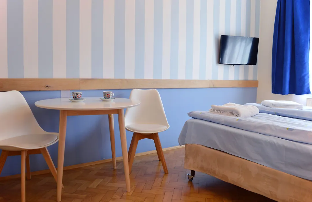 Cybulskiego Guest Rooms-1