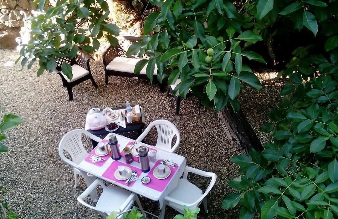 B&B Villa Lidia with parking&jacuzzi-1