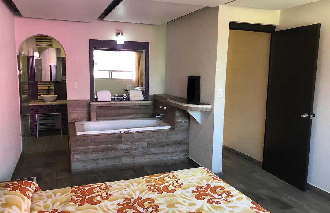 Hotel&Villas 7-1