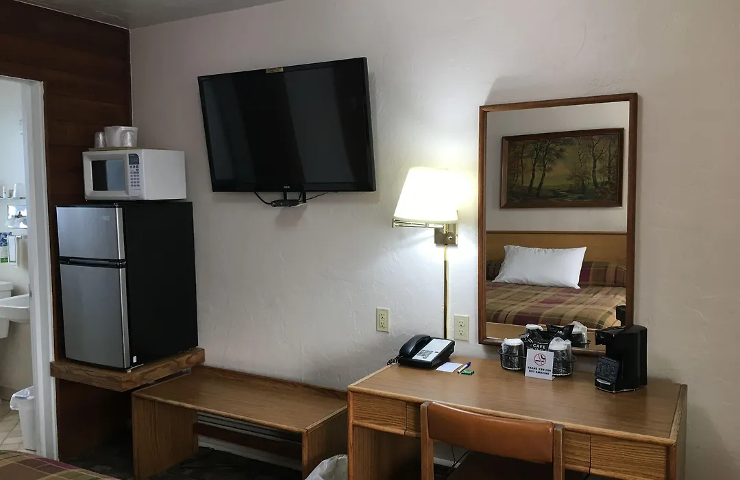 Southsider Motel-1