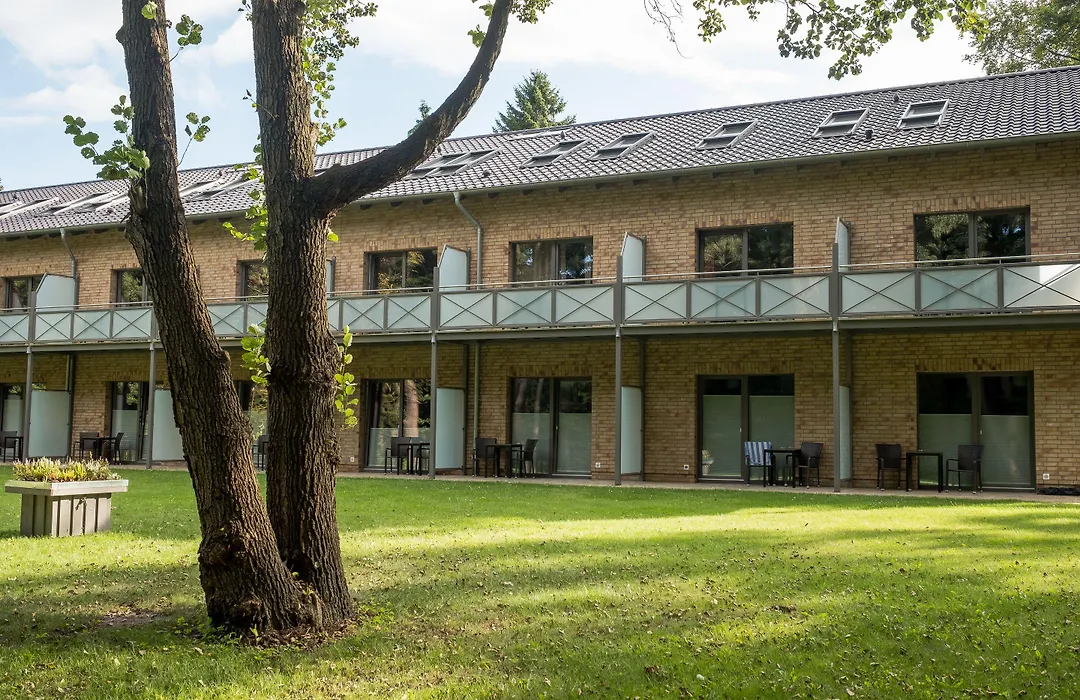Hotel zur Ostsee-1