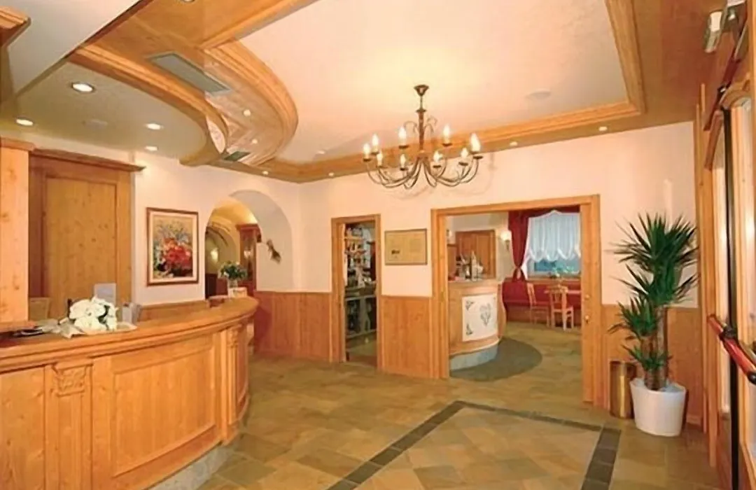 Hotel Italia-1