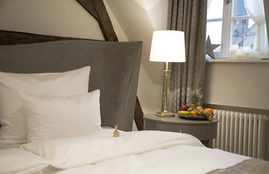 Romantik Hotel Zur Glocke-1