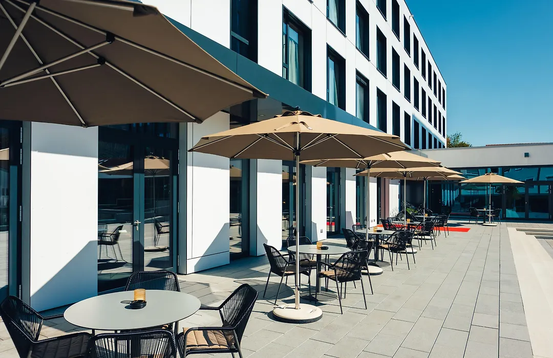 Vilotel - Hotel & Restaurant-1