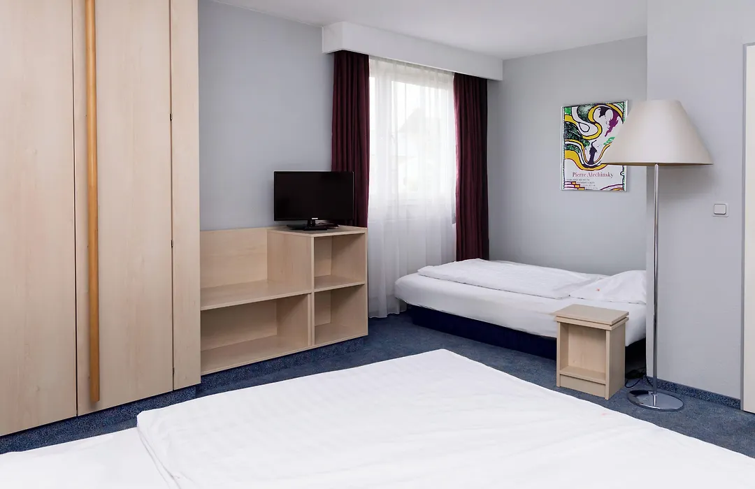 Hotel Meran Hallenbad&Sauna-1