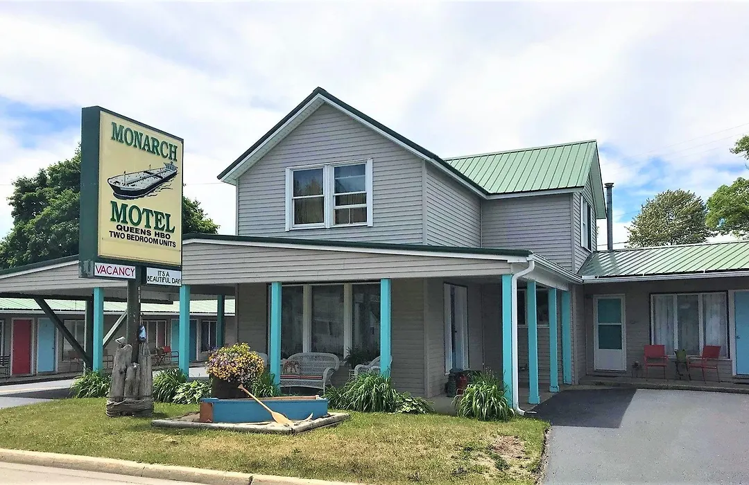 The Monarch Motel-1