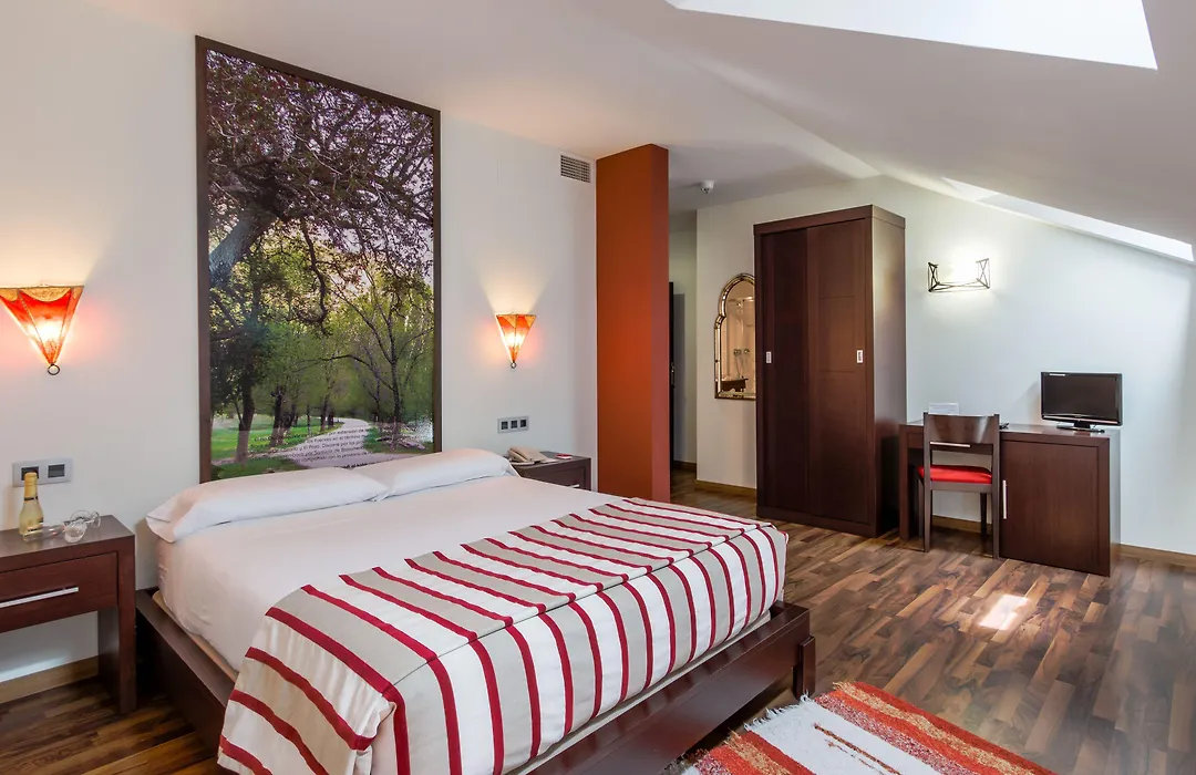 Hostal Aznaitin-1