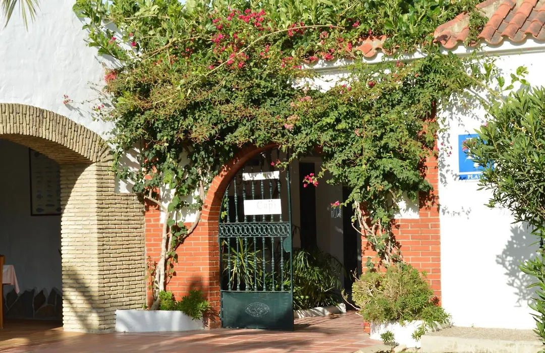 Hostal El Capi-1
