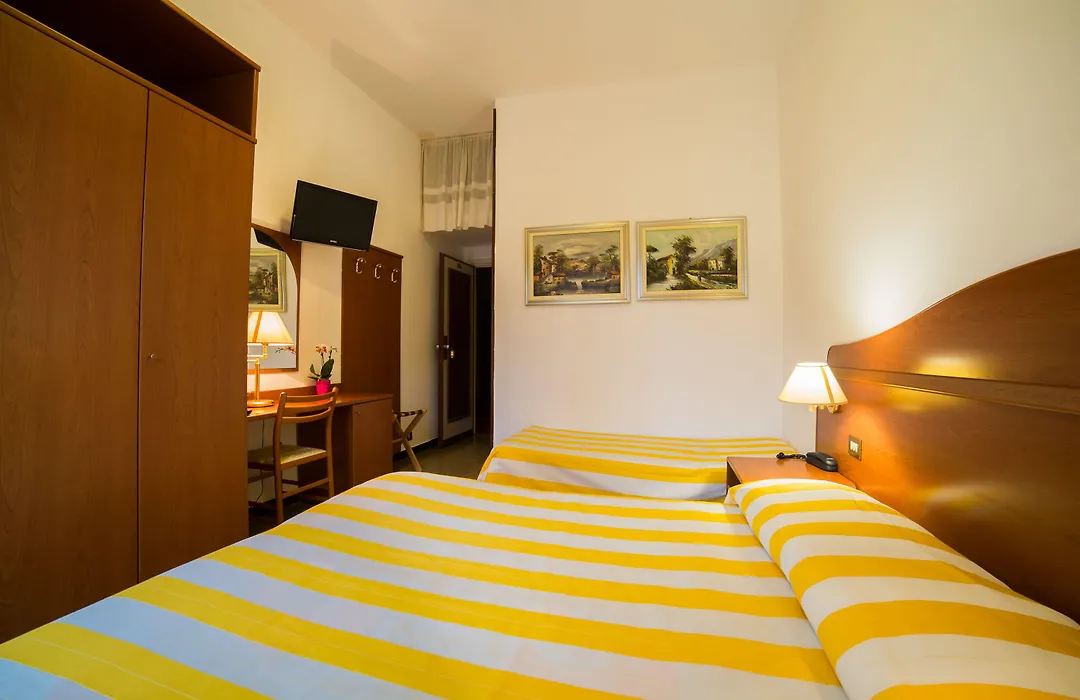 Hotel Villa Gloria-1