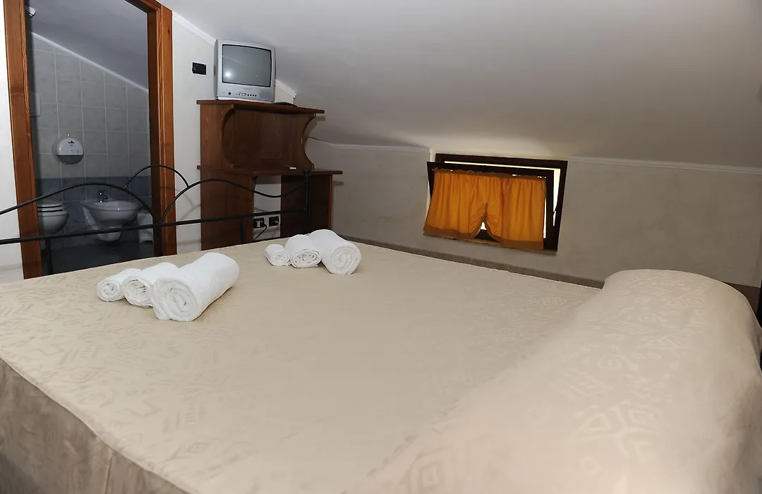 Hotel La Cometa-1