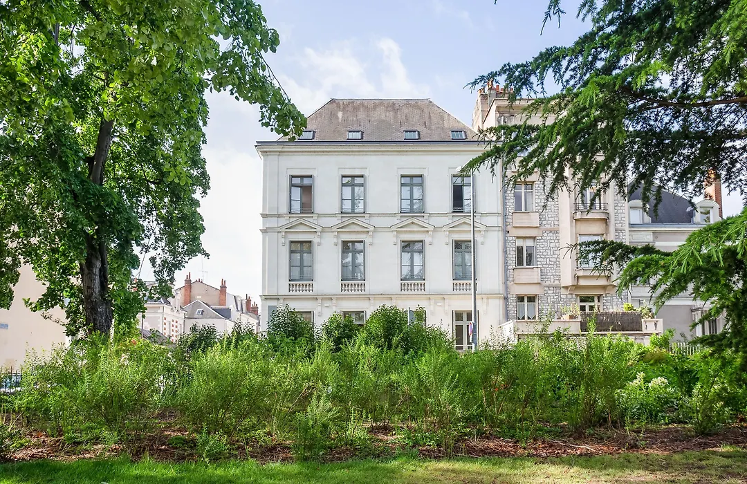 Residence De Tourisme Central Parc Tours-1