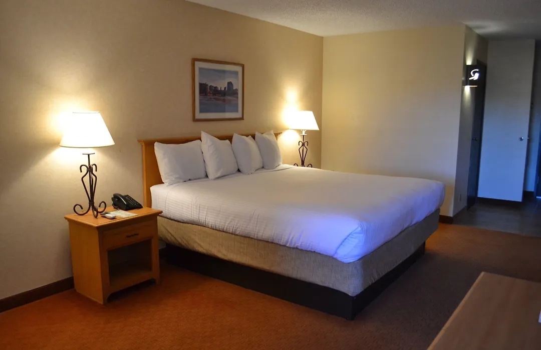 The Lodge At Cliff Castle Casino-1