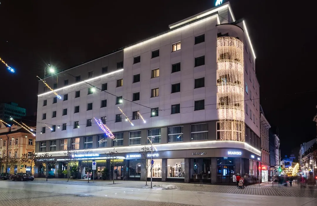 Best Western Premier Hotel Slon-1