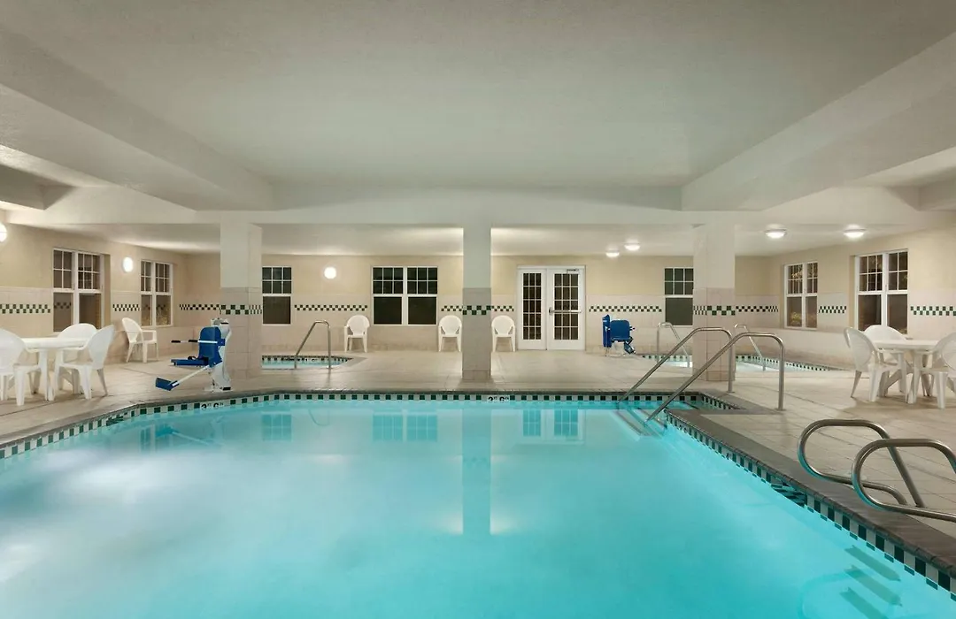 Country Inn & Suites By Radisson, Boise West - Meridian-1
