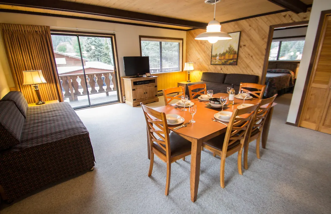 Sitzmark Sports Lodge-1